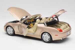 Lexus SC430 Beige Maisto 1:18 31629 Diecast - image 5 of 8