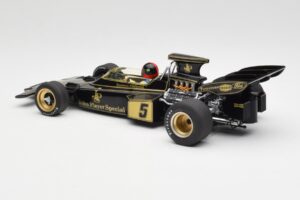 Lotus 72D #5 E. Fittipaldi John Player Special GP Spain 1972 MCG 1:18 MCG18610F Diecast - image 4 of 6