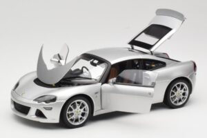 Lotus Europa S Silver AUTOart 1:18 75366 Diecast - image 2 of 8