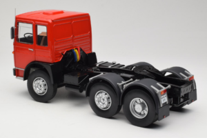 MAN 16304 F7 Red Road Kings 1:18 RK180053 Diecast - image 7 of 8