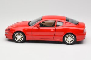 Maserati 3200 GT Red Special Collection Bburago 1:18 30071 Diecast - image 4 of 8