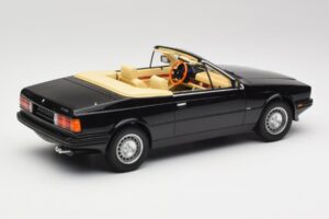 Maserati BiTurbo Spyder Black Minichamps 1:18 107123531 Resin - image 2 of 6