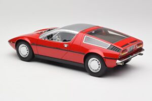 Maserati Bora Red & Silver Minichamps 1:18 107123721 Resin - image 5 of 6