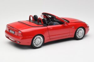 Maserati GT Spyder Red Bburago 1:18 34097 Diecast - image 3 of 8