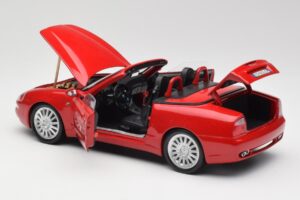 Maserati GT Spyder Red Bburago 1:18 34097 Diecast - image 7 of 8