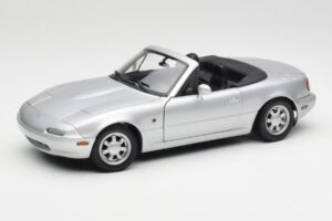 Mazda MX-5 Miata NA Highlight Silver Gate 1:18 1015 Diecast