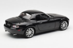 Mazda MX-5 NC Roadster Retractable Hardtop US Spec Black AUTOart 1:18 75971 Diecast - image 5 of 10