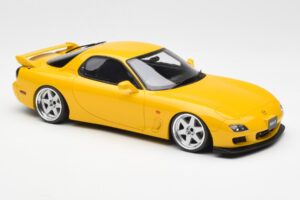 Mazda RX-7 FD Type R Bathurst R Yellow Otto 1:18 OT397 Resin - image 4 of 6