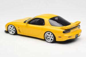 Mazda RX-7 FD Type R Bathurst R Yellow Otto 1:18 OT397 Resin - image 5 of 6