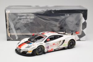McLaren 12C GT3 #11 Art Grand Prix C. Leclerc / N. Parisy / A. Soucek Spa 24 Hours 2013 Minichamps 1:18 151131311 Diecast - image 6 of 6