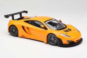 McLaren 12C GT3 Papaya Orange Minichamps 1:18 151121391 Diecast - image 4 of 6