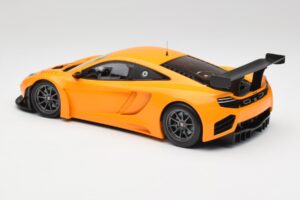 McLaren 12C GT3 Papaya Orange Minichamps 1:18 151121391 Diecast - image 5 of 6