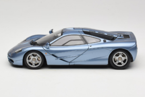 McLaren F1 Blue LCD 1:18 LCD18014-BU Diecast - image 4 of 8