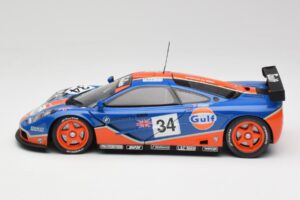 McLaren F1 GTR #34 Gulf Racing 1996 UT Models 1:18 39621 Diecast - image 4 of 8