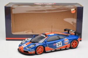 McLaren F1 GTR #34 Gulf Racing 1996 UT Models 1:18 39621 Diecast - image 8 of 8