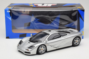 McLaren F1 Silver UT Models 1:18 530133180-R1 Diecast - image 8 of 8