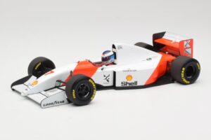 McLaren Ford MP4/8 #7 M. Hakkinen 1993 Minichamps 1:18 530931837 Diecast