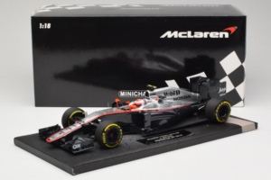 McLaren MP4-30 Honda #22 J. Button McLaren Honda F1 Team Australian Grand Prix 2015 Minichamps 1:18 537151822 Diecast - image 7 of 7