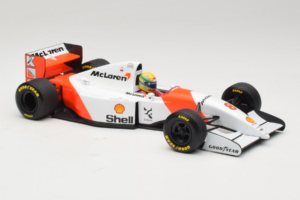 McLaren MP4/8 Ford #8 A. Senna Marlboro McLaren 1993 Minichamps 1:18 540931808 Diecast - image 4 of 7