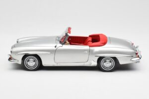 Mercedes 190 SL W121 Silver Norev 1:18 B660640604 Diecast - image 4 of 8