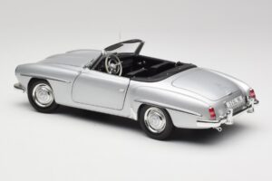 Mercedes 190 SL W121 Silver Grey Minichamps 1:18 100037031 Diecast - image 7 of 8