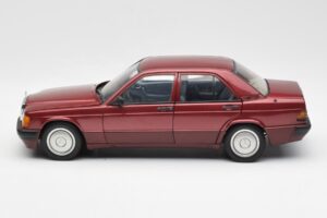 Mercedes 190E W201 2.0 Red Dealer Edition AUTOart 1:18 B66040383 Diecast - image 4 of 8