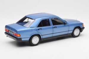 Mercedes 190E W201 Diamond Blue Dealer Edition Norev 1:18 B66040661 Diecast - image 3 of 8