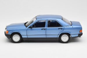 Mercedes 190E W201 Diamond Blue Dealer Edition Norev 1:18 B66040661 Diecast - image 4 of 8
