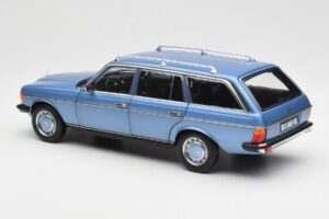 Mercedes 200 S123 T-Model Diamond Blue Dealer Edition Norev 1:18 B66040671 Diecast - image 7 of 8