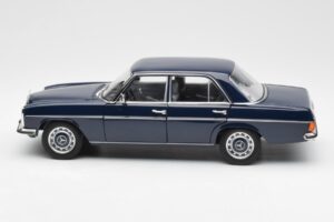 Mercedes 200 W114 Midnight Blue Dealer Edition Norev 1:18 B66040694 Diecast - image 4 of 8