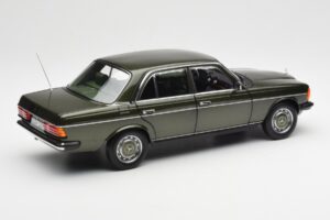 Mercedes 200 W123 Cypress Green Metallic Dealer Edition Norev 1:18 B66040654 Diecast - image 3 of 8
