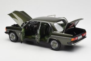 Mercedes 200 W123 Cypress Green Metallic Dealer Edition Norev 1:18 B66040654 Diecast - image 5 of 8