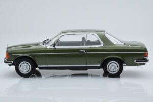 Mercedes 280 CE W123 Coupe Green Norev 1:18 183704 Diecast - image 3 of 6