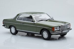 Mercedes 280 CE W123 Coupe Green Norev 1:18 183704 Diecast - image 4 of 6