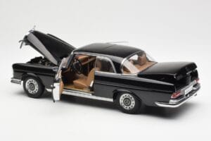 Mercedes 280 SE W111 Coupe Black AUTOart 1:18 76286 Diecast - image 5 of 8