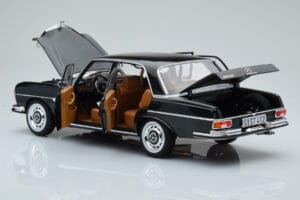 Mercedes 280 SE W108 Green Norev 1:18 183935 Diecast - image 5 of 8