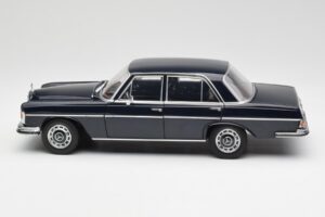 Mercedes 280 SE W108 Midnight Blue Norev 1:18 B66040597 Diecast - image 4 of 8