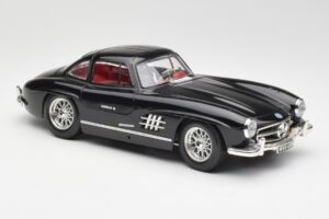 Mercedes 300 SL W198 Black Bburago 1:18 35791 Diecast - image 6 of 8