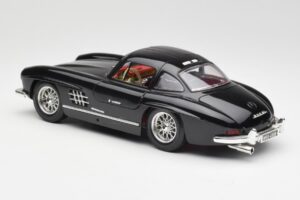 Mercedes 300 SL W198 Black Bburago 1:18 35791 Diecast - image 7 of 8