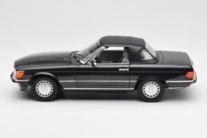 Mercedes 300 SL R107 Black Pearl Dealer Edition Norev 1:18 B66040678 Diecast - image 5 of 10