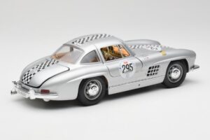 Mercedes 300 SL W198 #295 1954 Bburago 1:18 32813 Diecast - image 3 of 8
