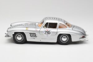 Mercedes 300 SL W198 #295 1954 Bburago 1:18 32813 Diecast - image 4 of 8