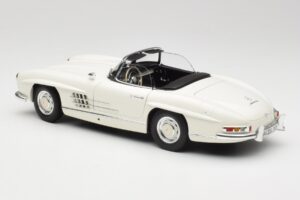Mercedes 300 SL W198 Roadster White With Soft Top Minichamps 1:18 180039034 Diecast - image 8 of 9