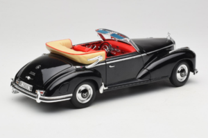 Mercedes 300S W188 Roadster Black Welly 1:18 801-3271398 Diecast - image 3 of 8