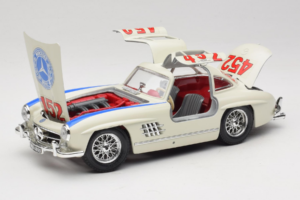Mercedes 300SL #452 Mille Miglia 1955 White Bburago 1:18 3015-M2 Diecast - image 2 of 8