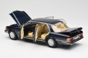 Mercedes 450 SEL 6.9 W116 Dark Blue Revell 1:18 8956 Diecast - image 5 of 8
