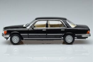 Mercedes 450 SEL 6.9 W116 Limited Edition Norev 1:18 183458 Diecast - image 5 of 8