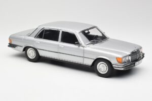 Mercedes 450 SEL 6.9 W116 Silver Revell 1:18 8955 Diecast - image 6 of 8