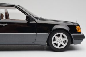 Mercedes 500E W124 Black Limited Edition Norev 1:18 183949 Diecast - image 8 of 12