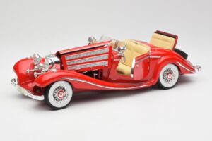Mercedes 500K Special Roadster Red Maisto 1:18 56058 Diecast - image 2 of 8